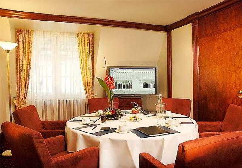 Hotel Courtyard By Marriott Hamburg Airport Negocio foto