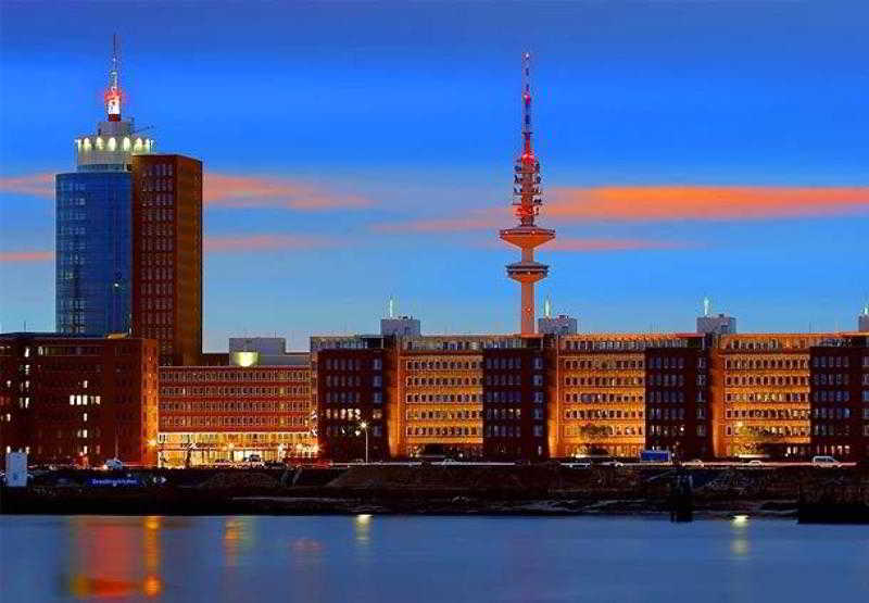 Hotel Courtyard By Marriott Hamburg Airport Exterior foto