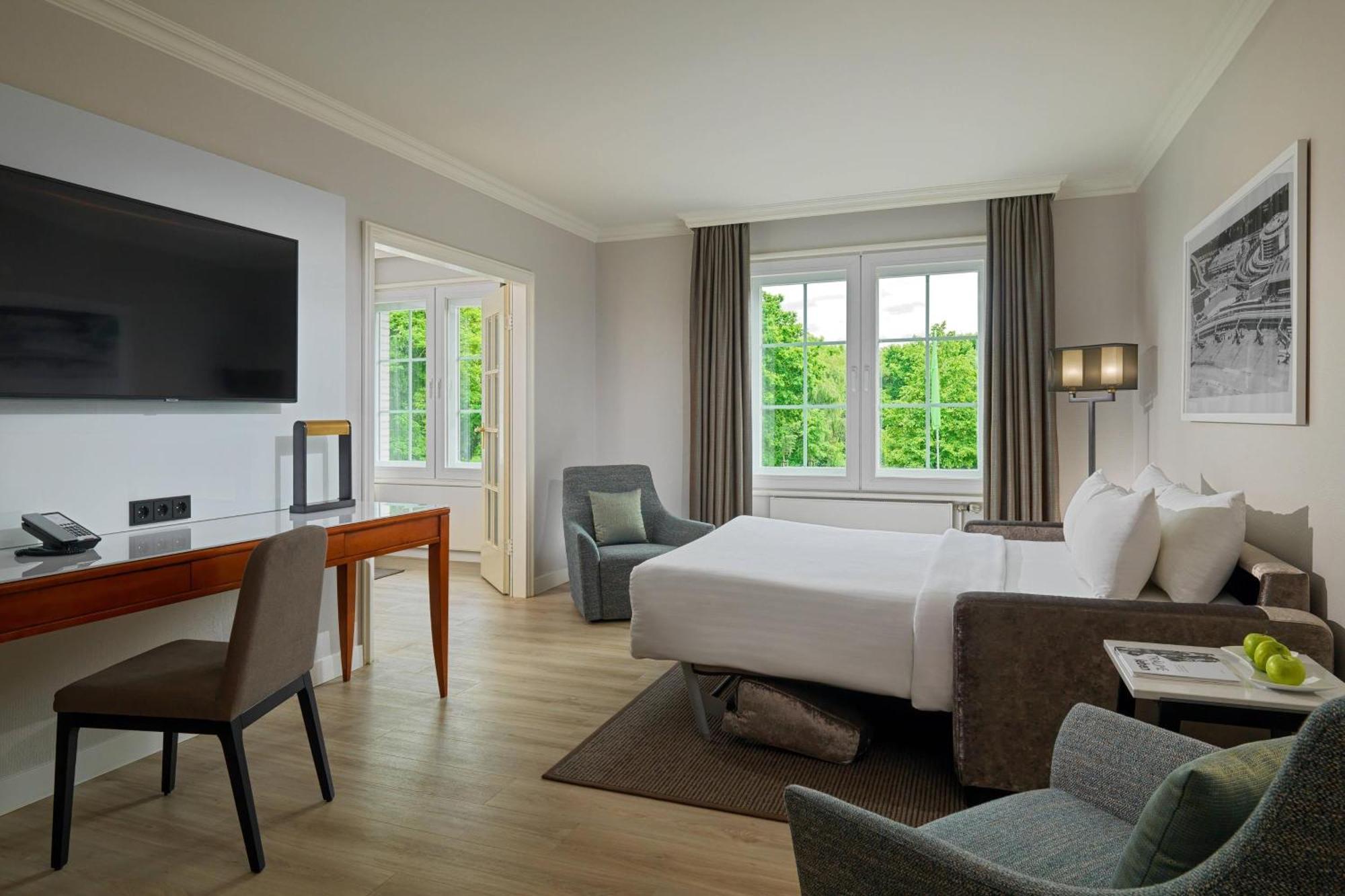 Hotel Courtyard By Marriott Hamburg Airport Exterior foto